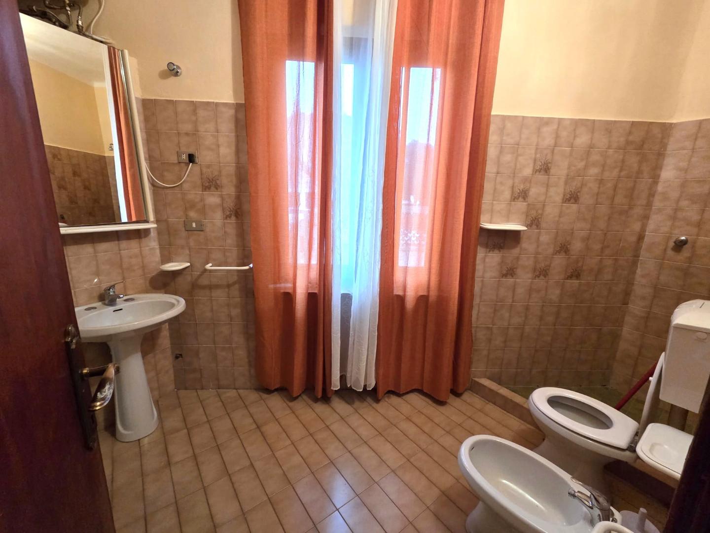 Ufficio in affitto, Lucca arancio