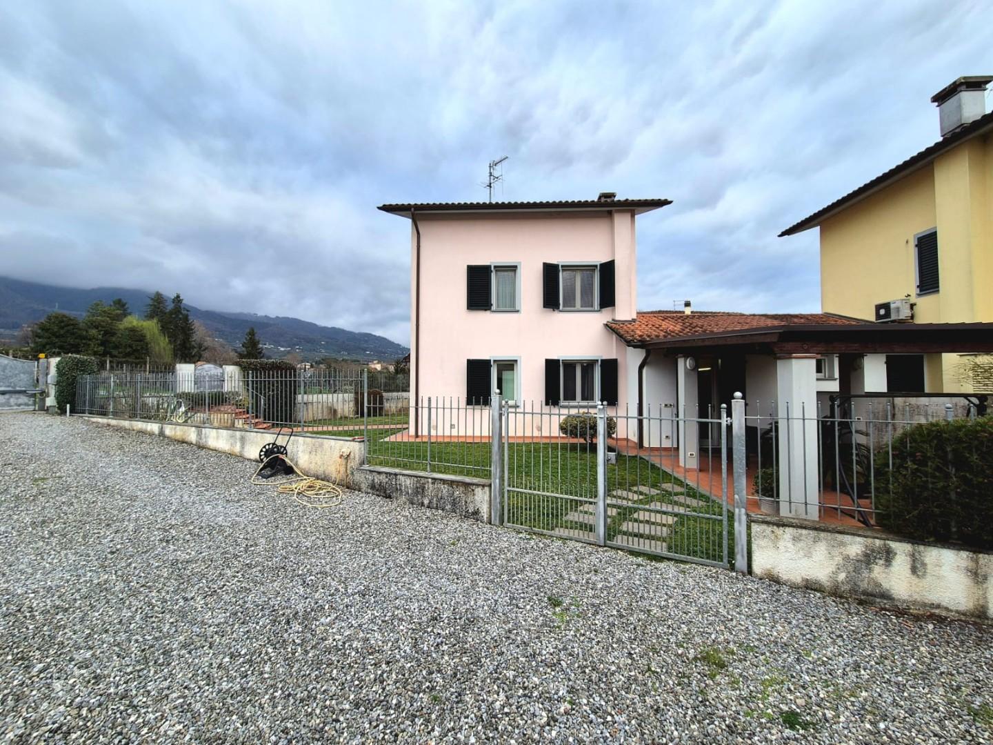 Villa con giardino, Capannori segromigno in monte