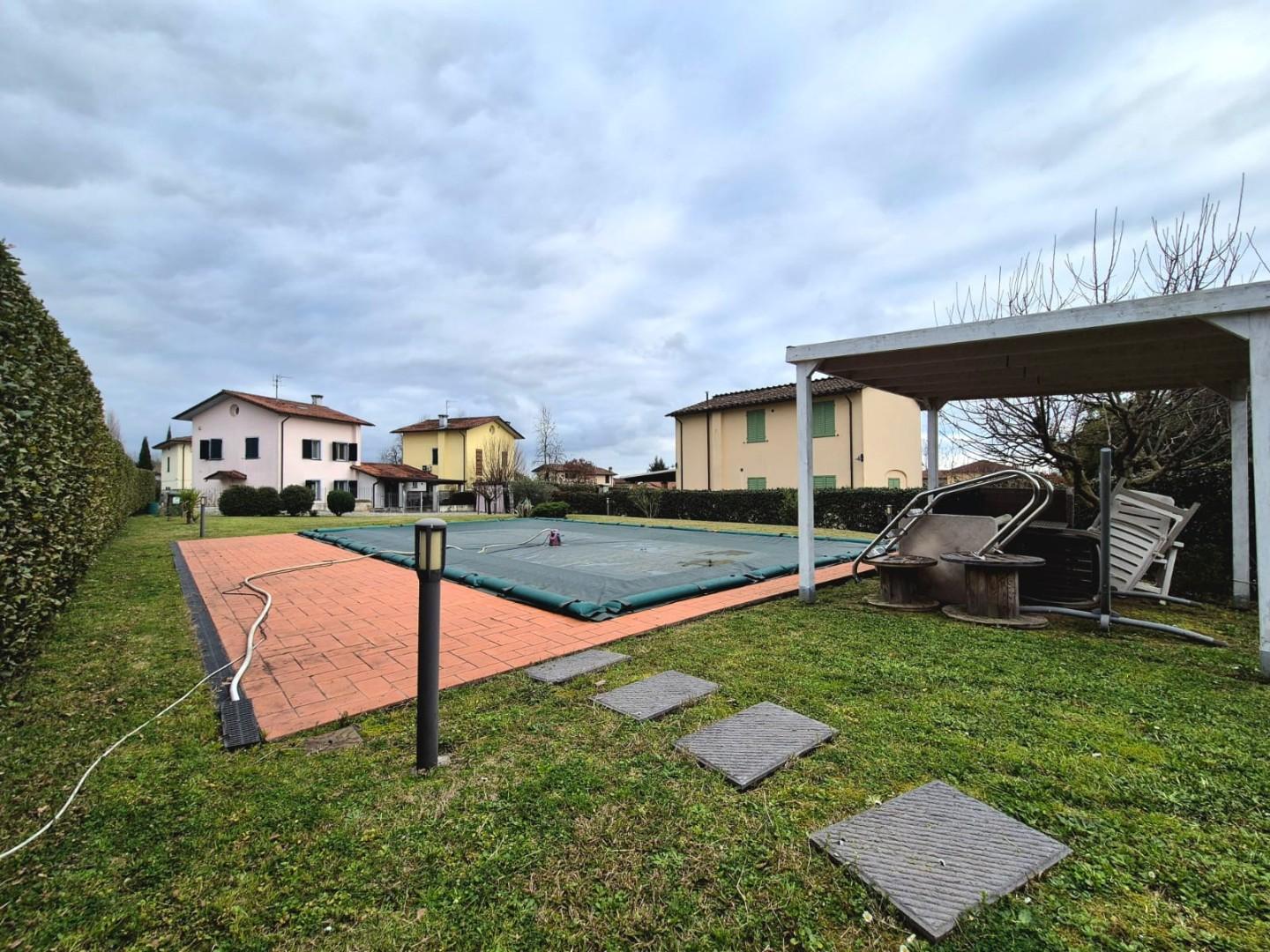 Villa con giardino, Capannori segromigno in monte