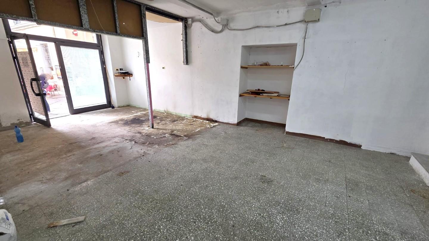 Locale commerciale in affitto, Lucca centro storico