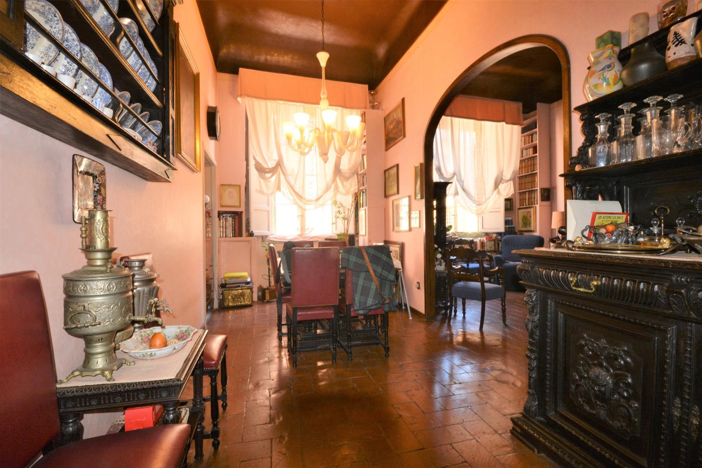 Appartamento in vendita, Lucca centro storico