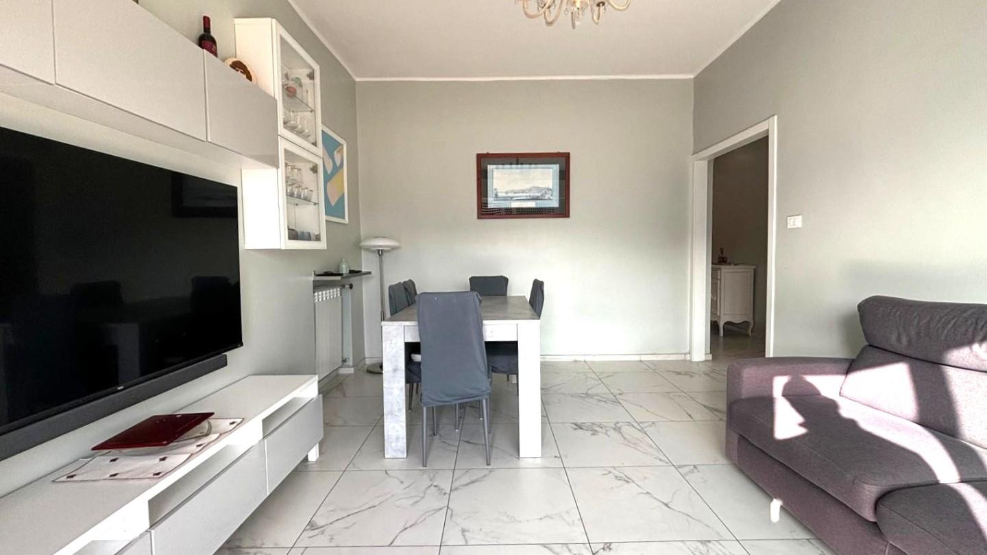 Quadrilocale con terrazzo, Lucca sant'anna