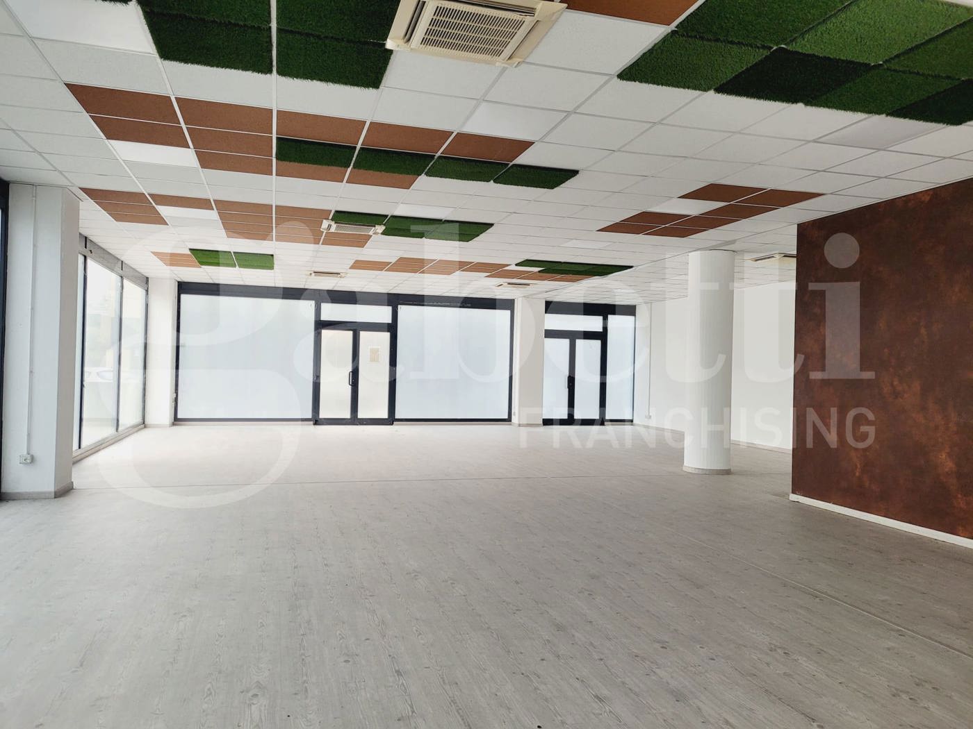 Negozio in affitto a Padova