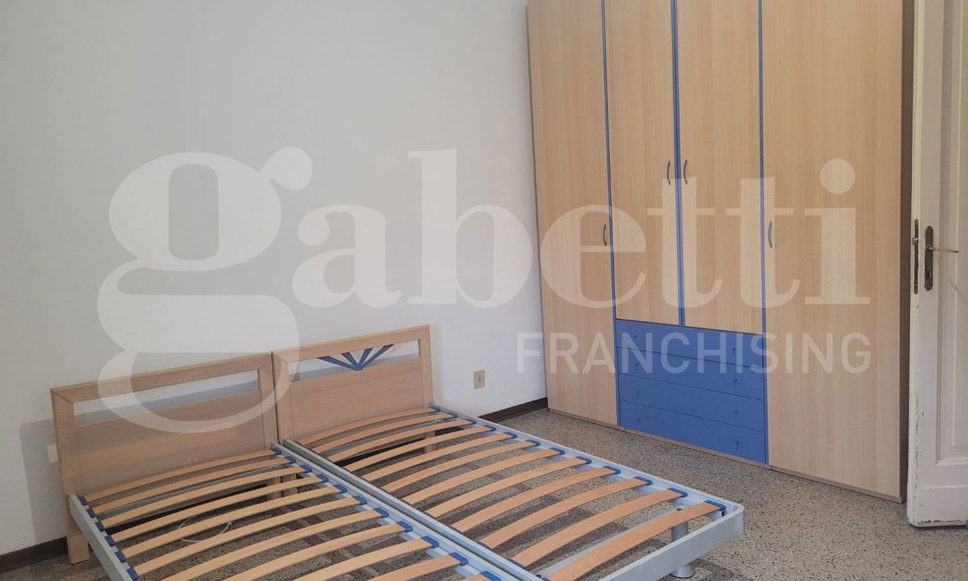 Trilocale arredato in affitto a Padova