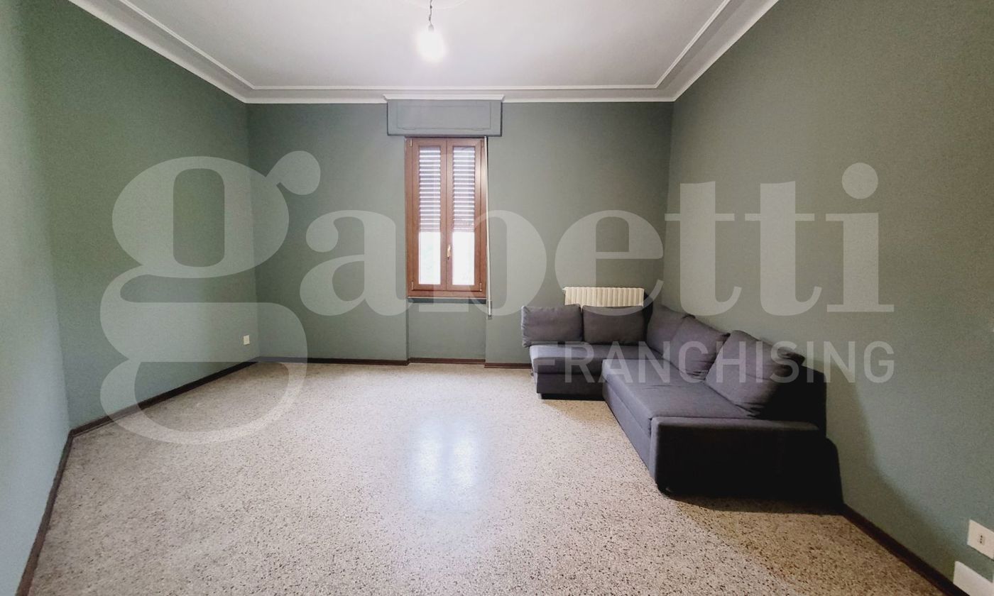 Trilocale arredato in affitto a Padova