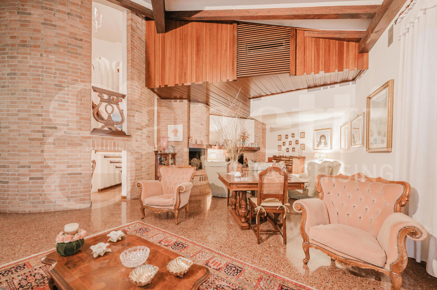 Villa Bifamiliare con giardino a Padova