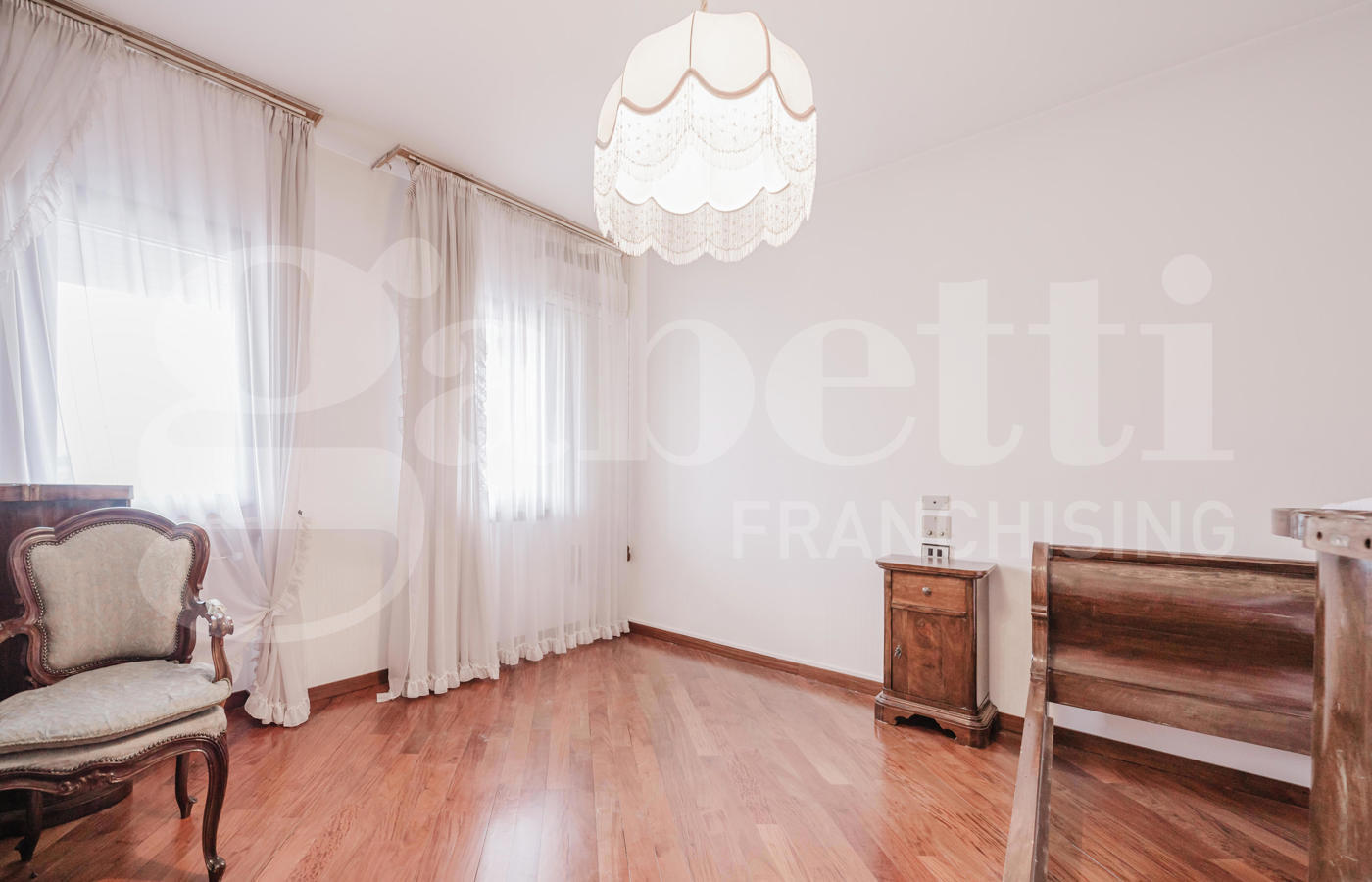 Villa Bifamiliare con giardino a Padova