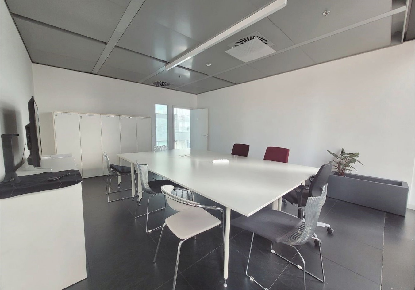 Ufficio con box doppio a Padova