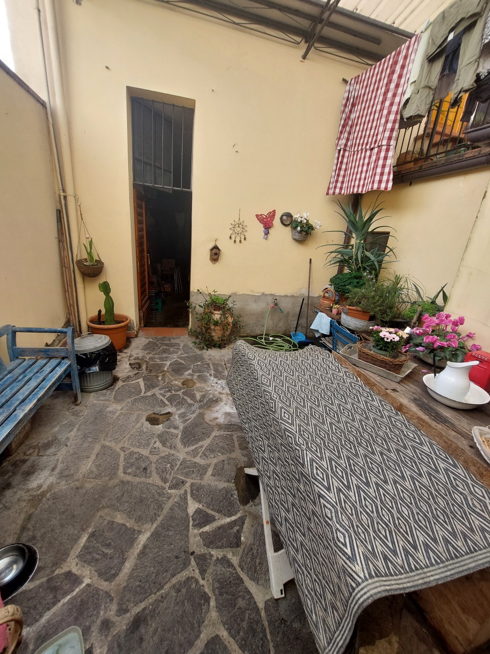 Casa indipendente con terrazzo a Poggio a Caiano
