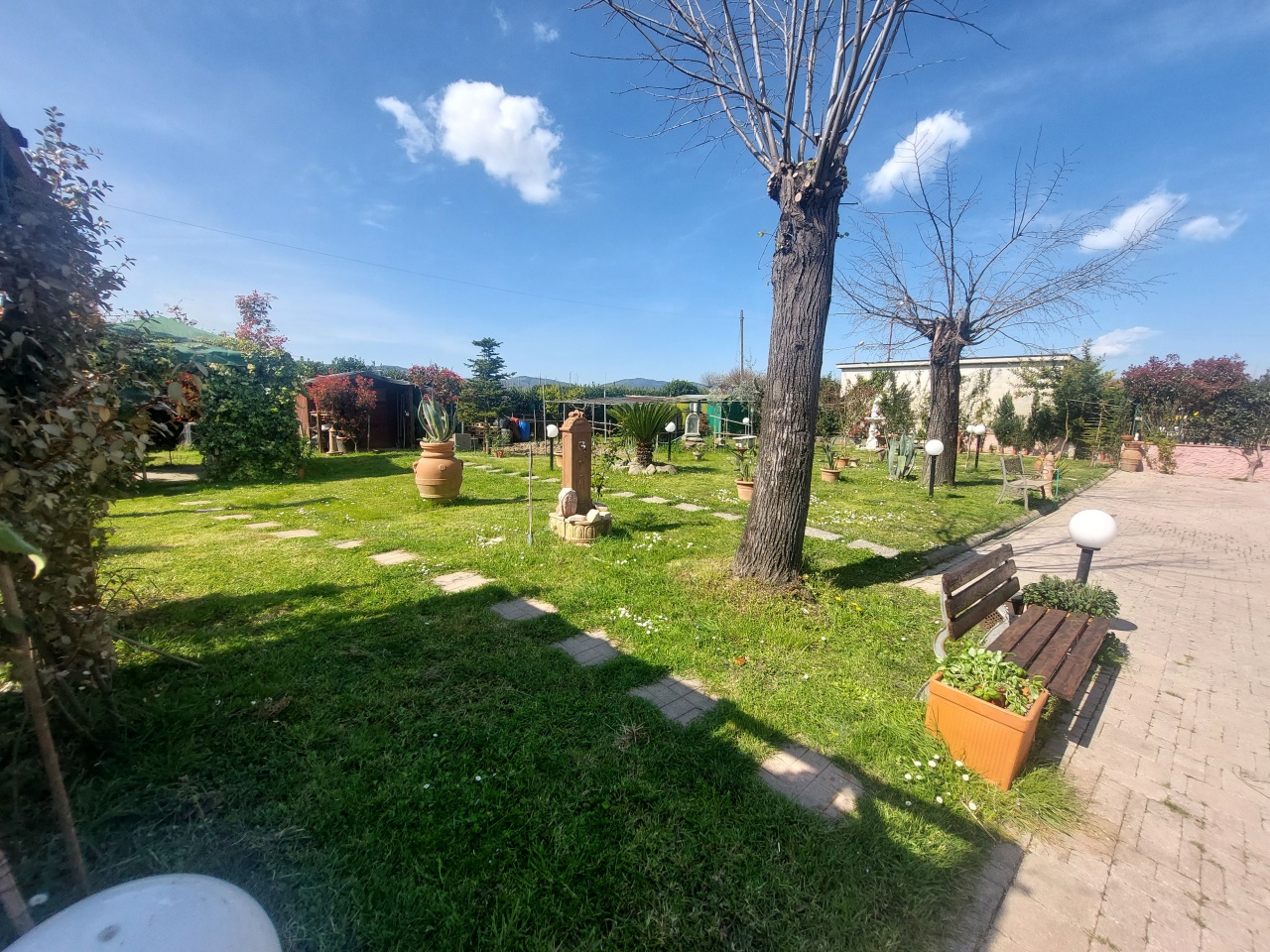 Villa con giardino a Quarrata