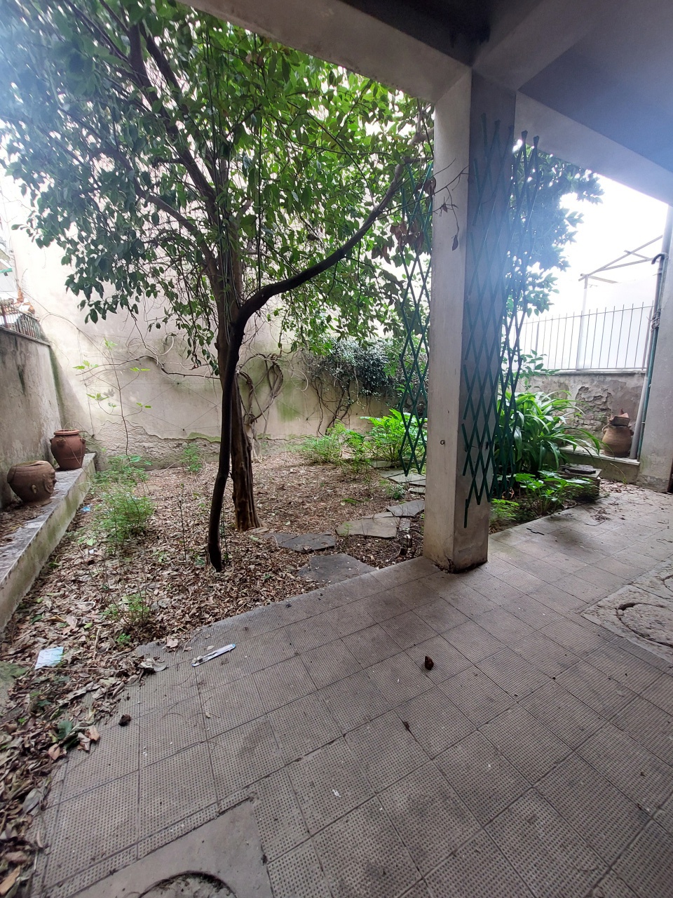 Casa indipendente con giardino a Prato