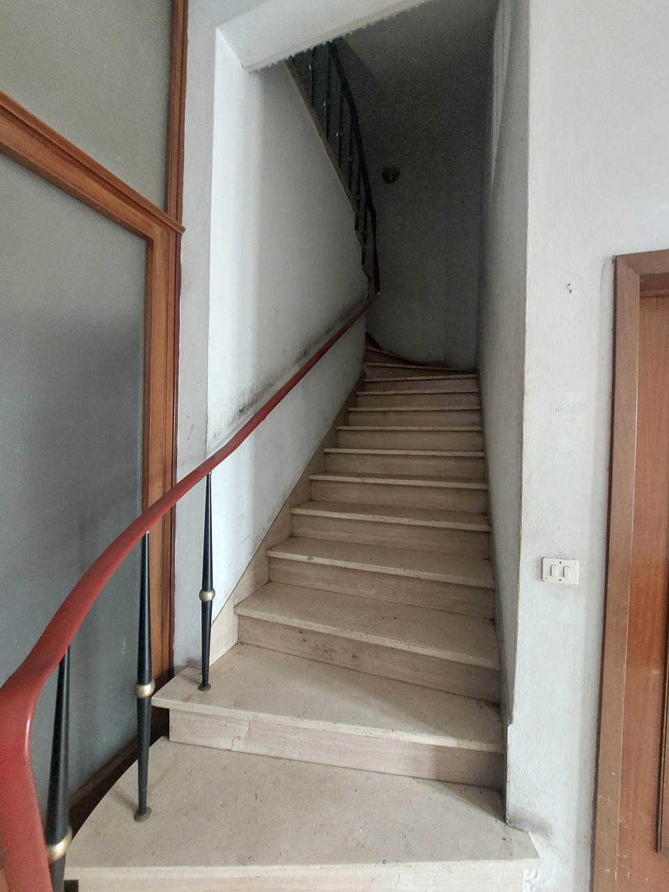 Casa indipendente con giardino a Prato