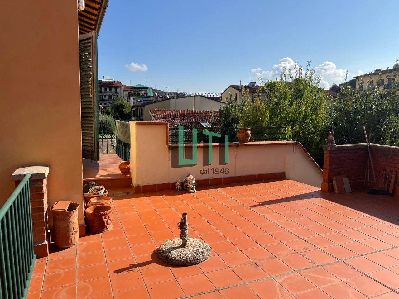 Appartamento con terrazzo in via gherardo caponsacchi, Firenze