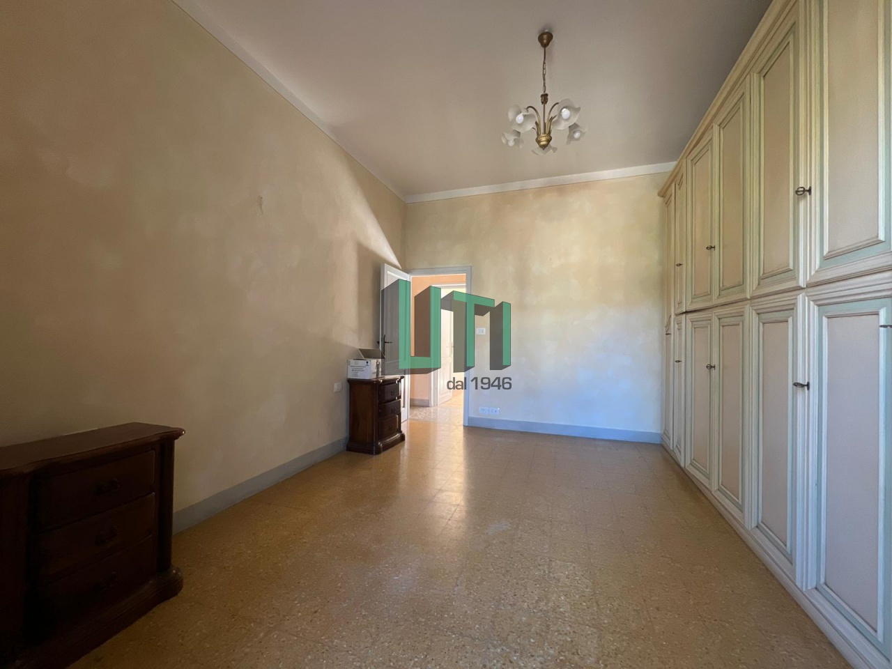 Appartamento da ristrutturare in via coluccio salutati, Firenze