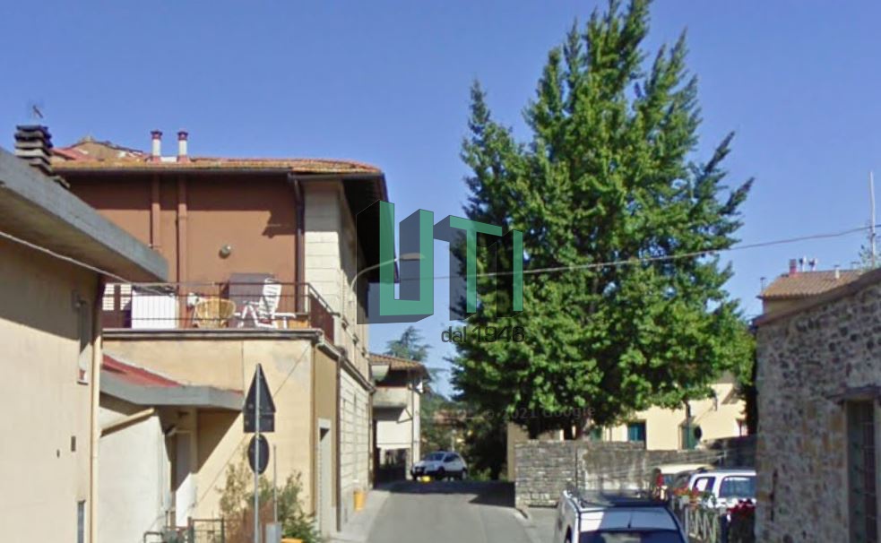 Quadrilocale con terrazzo in via goffredo mameli, Vicchio