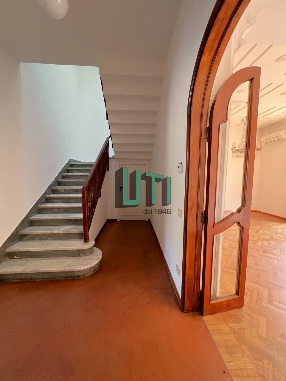 Villa con giardino in via burchiello, Firenze