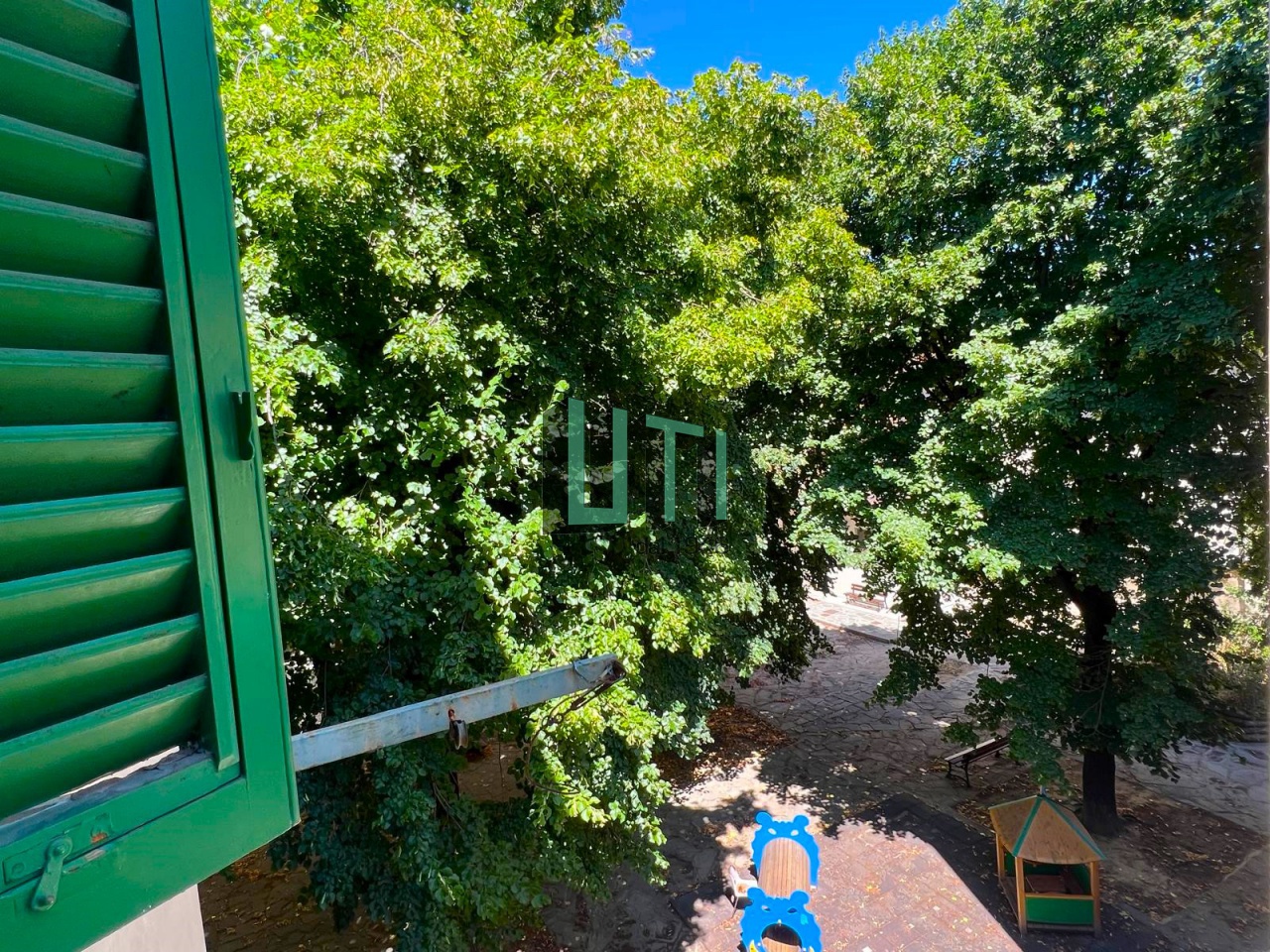 Trilocale da ristrutturare in via domenico burchiello, Firenze