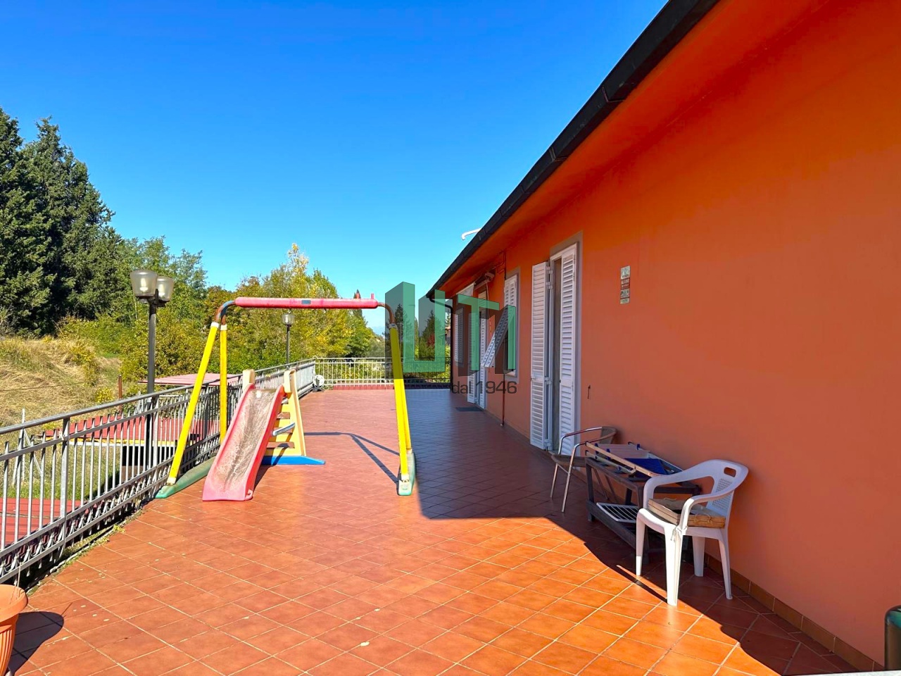 Casa indipendente con giardino in via sanminiatese, Castelfiorentino