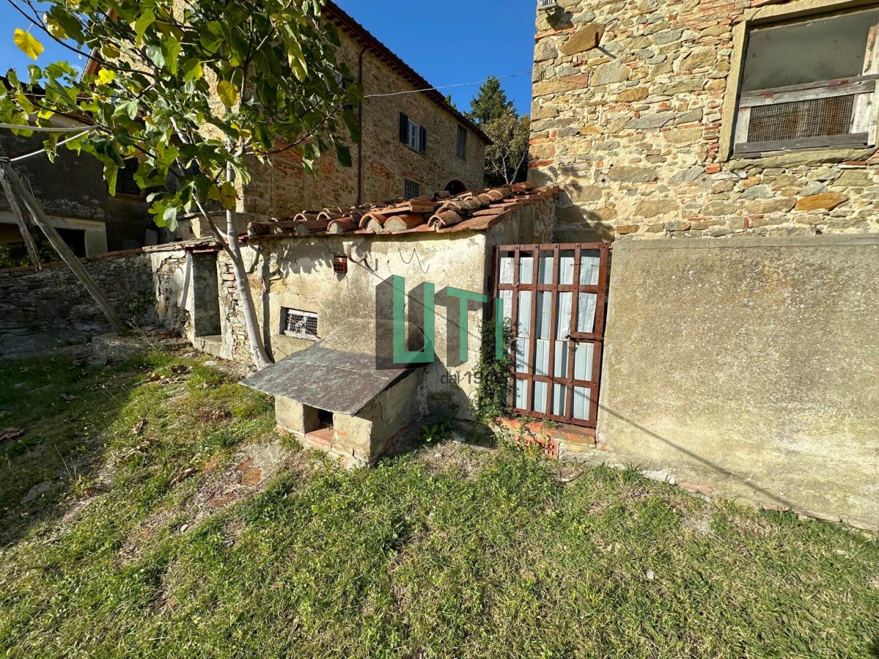 Rustico con giardino in via di picille, Bagno a Ripoli