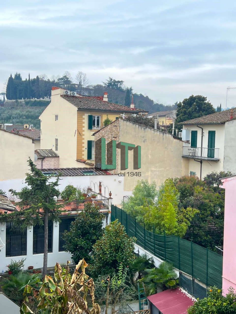 Quadrilocale con terrazzo in via giampaolo orsini, Firenze