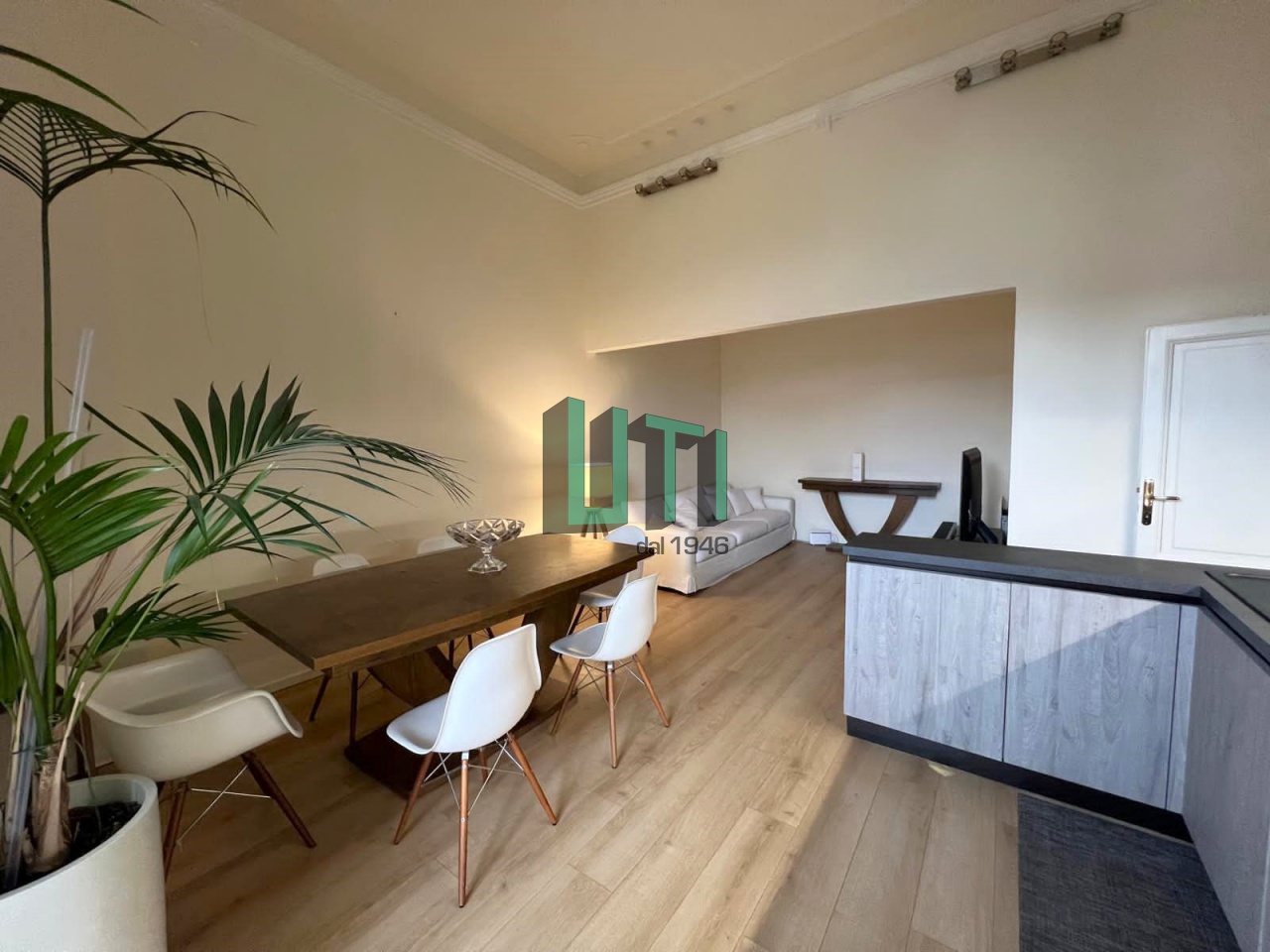 Quadrilocale con terrazzo in via giampaolo orsini, Firenze