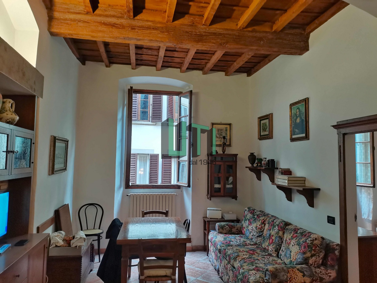 Trilocale arredato in affitto in via borgo san lorenzo, Firenze