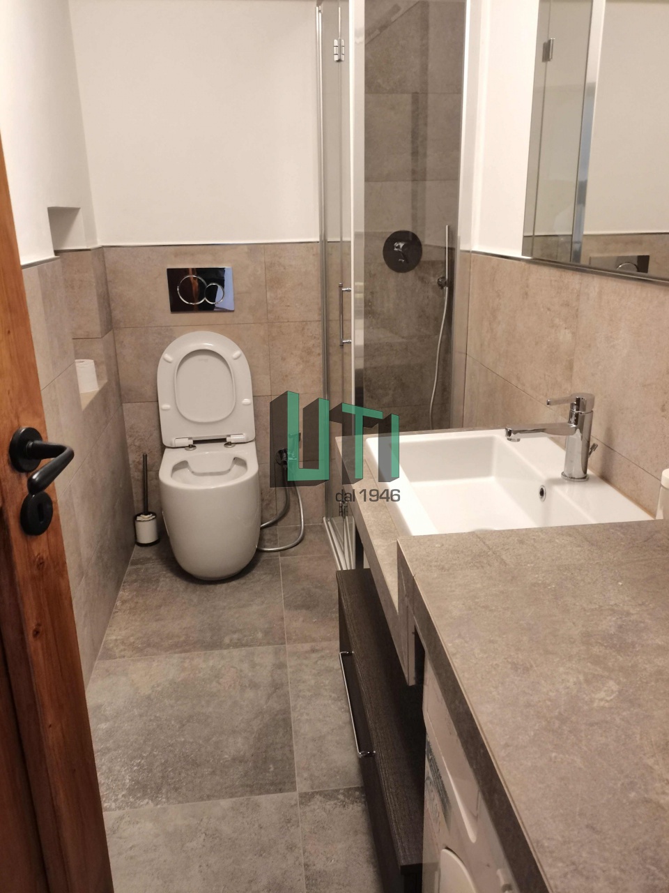 Trilocale arredato in affitto in via borgo san lorenzo, Firenze