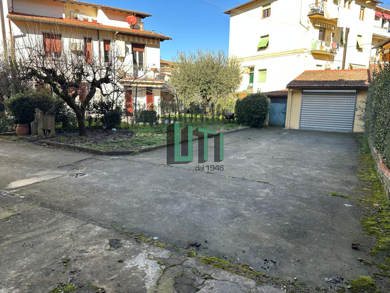 Magazzino in affitto in via gramsci, Impruneta