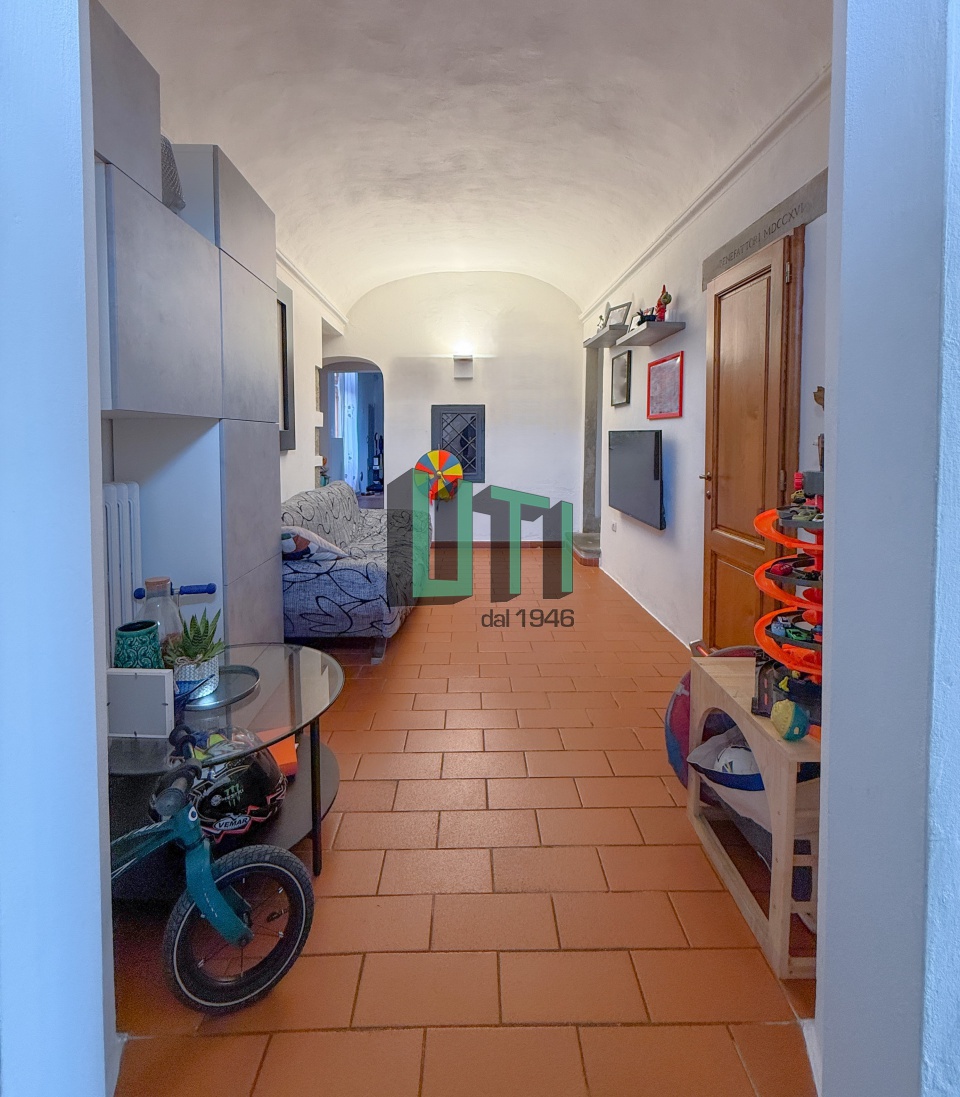 Villa con giardino in via della nave a rovezzano, Bagno a Ripoli