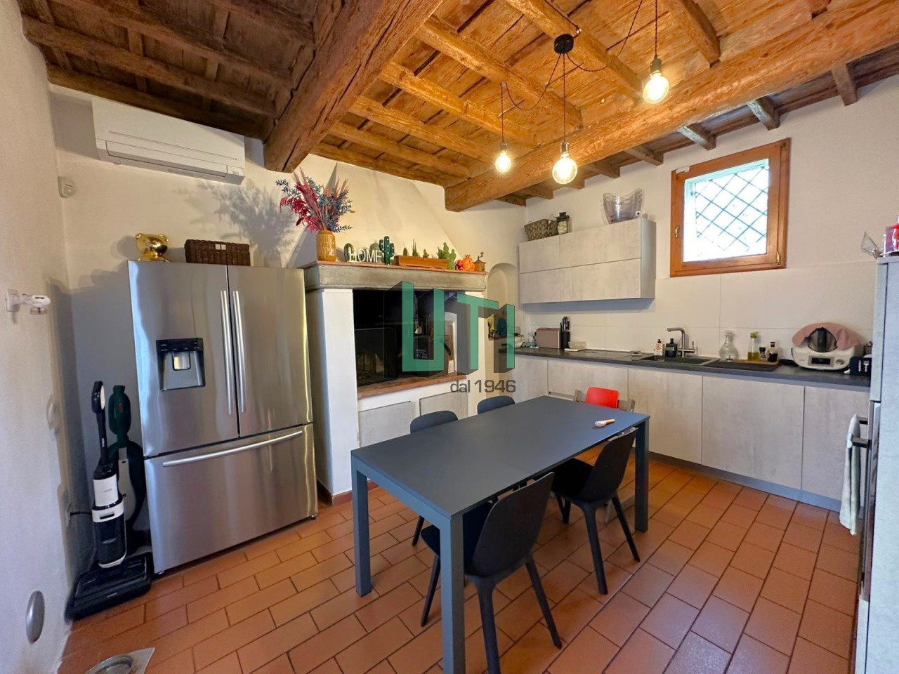 Villa con giardino in via della nave a rovezzano, Bagno a Ripoli