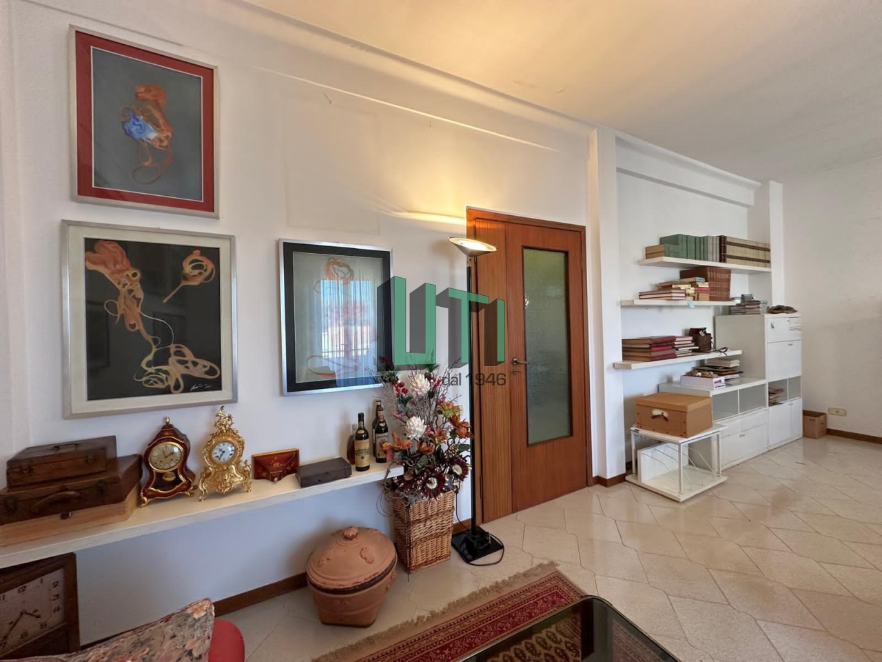 Quadrilocale con box in via filadelfia, Firenze