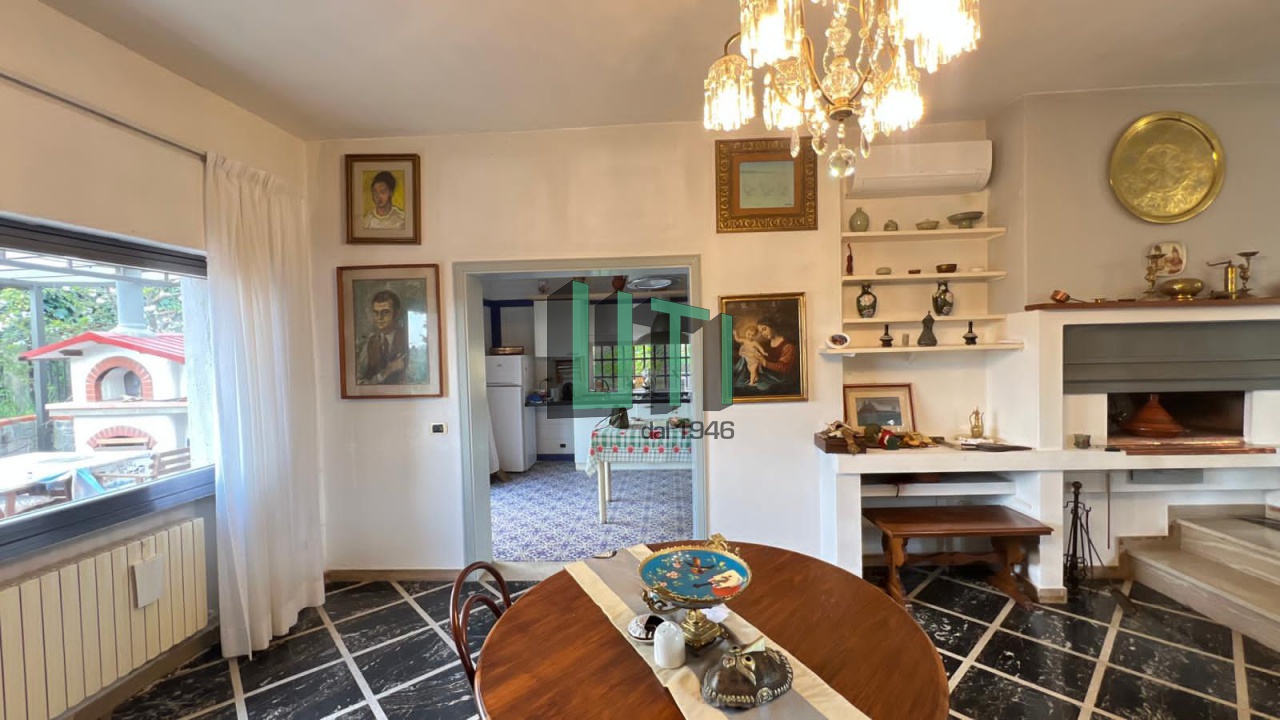 Casa indipendente con giardino in via borrani, Bagno a Ripoli