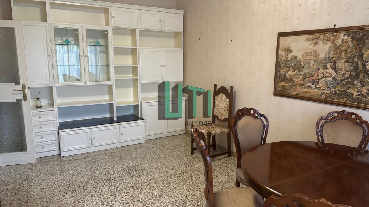 Quadrilocale arredato in affitto in via reims, Firenze