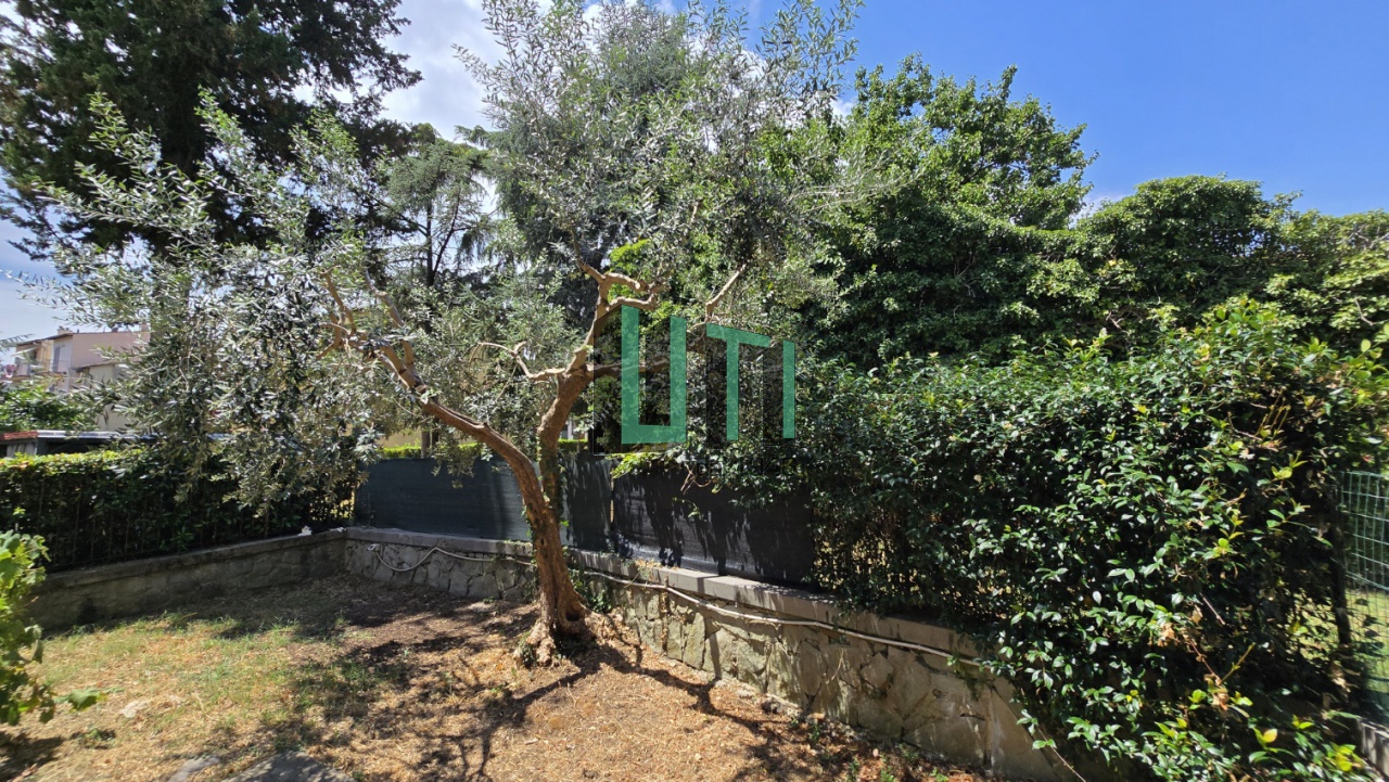 Casa indipendente con giardino in via pietrafitta, Firenze