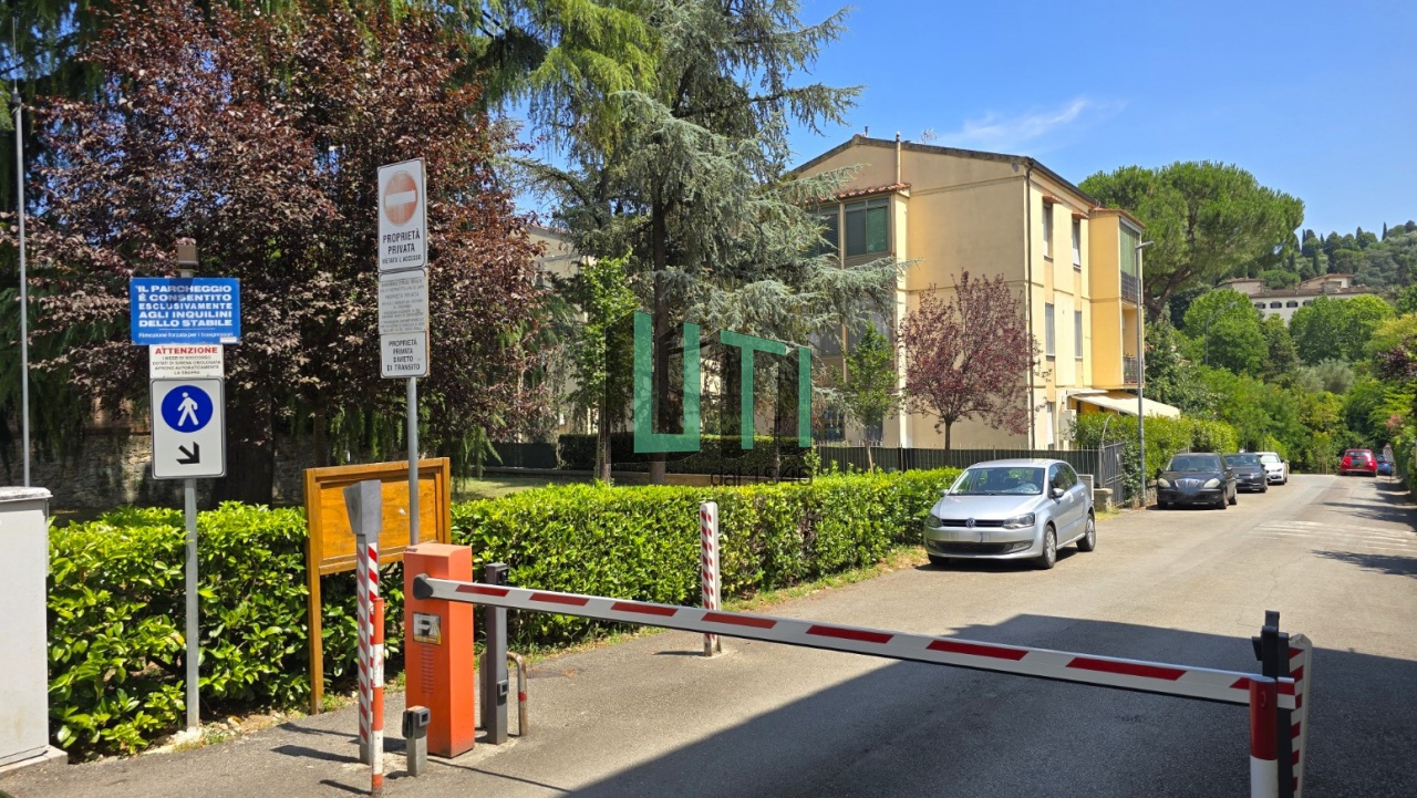 Casa indipendente con giardino in via pietrafitta, Firenze