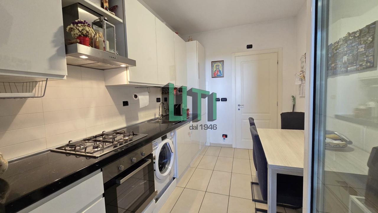 Appartamento con terrazzo in via barucci, Firenze