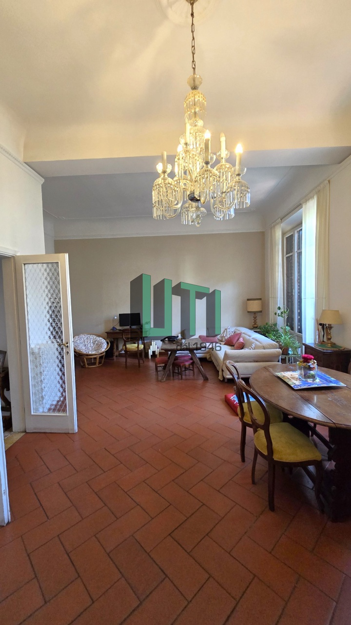 Villa con giardino in via coluccio salutati, Firenze