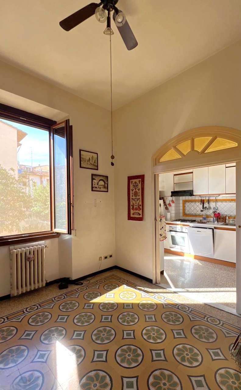 Casa indipendente con giardino in via niccol� da uzzano, Firenze
