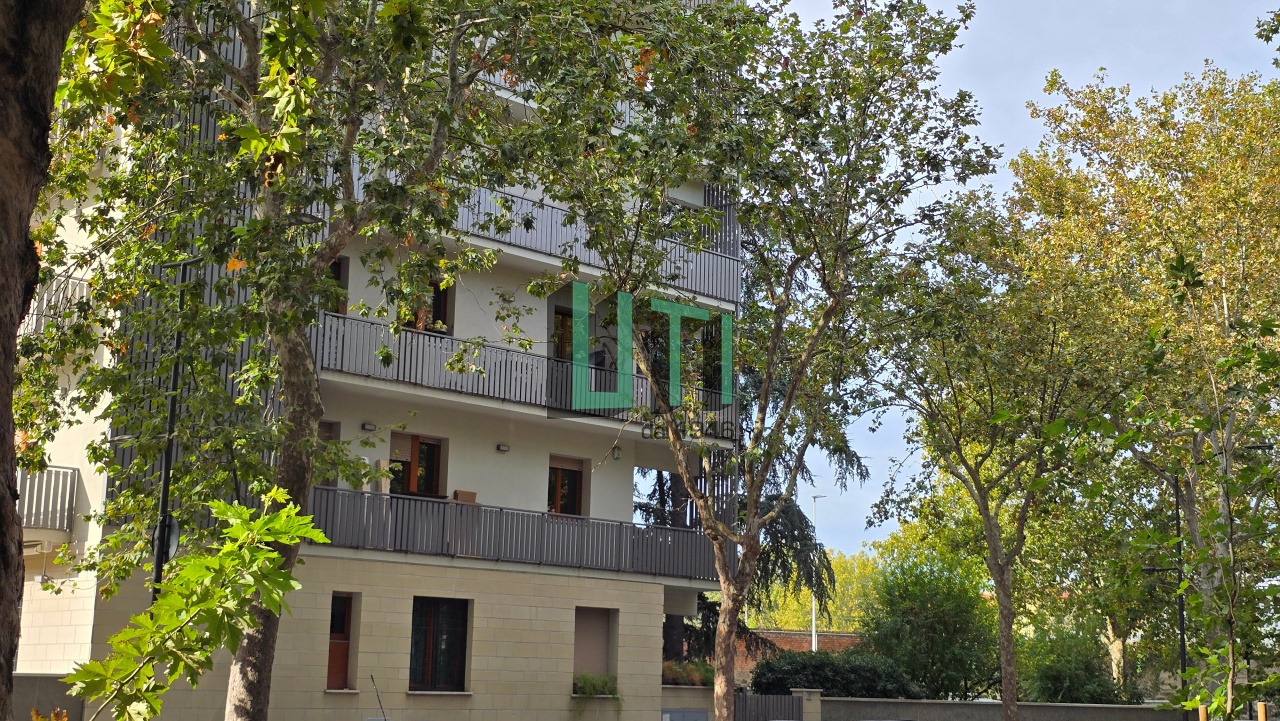 Quadrilocale con terrazzo in viale manfredo fanti, Firenze