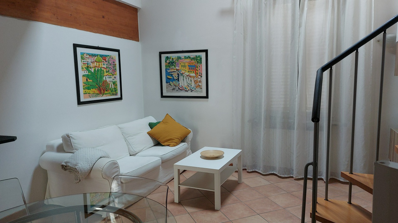 Casa indipendente arredata in affitto a Stradella