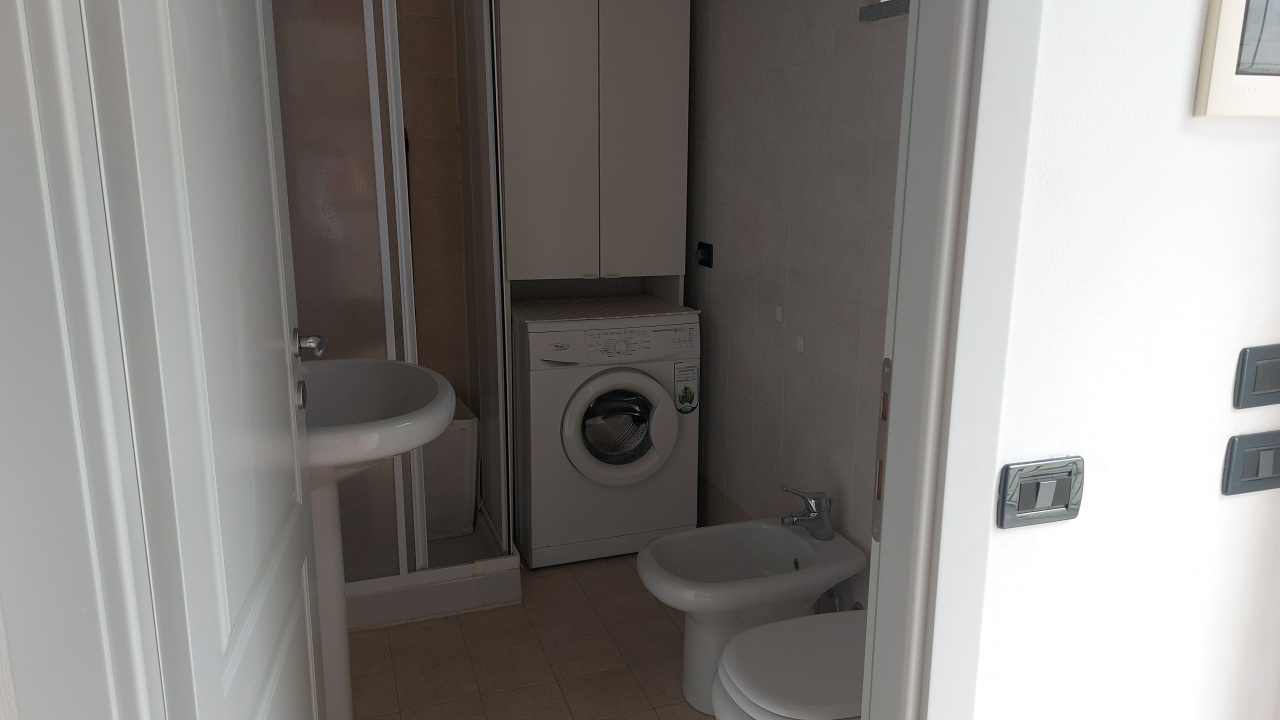 Casa indipendente arredata in affitto a Stradella