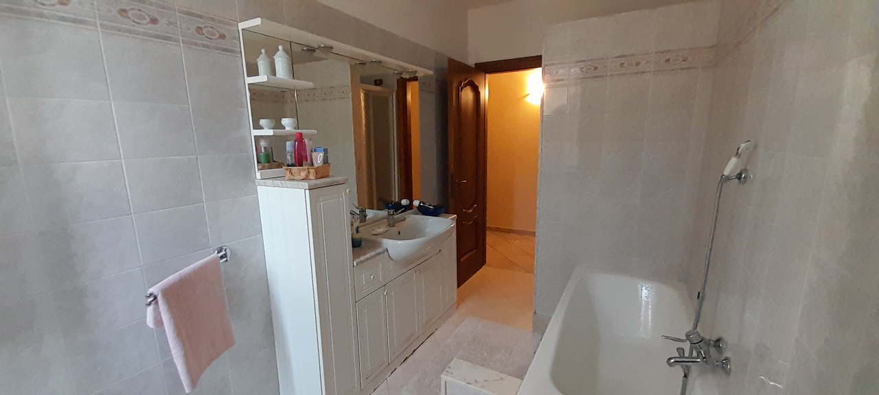 Villa con giardino a Campospinoso