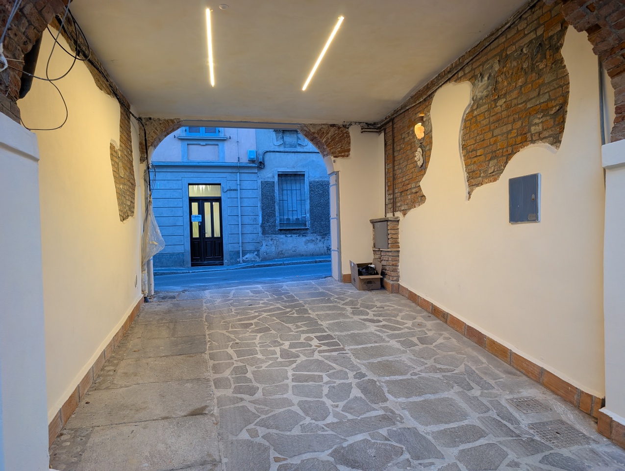 Bilocale ristrutturato in via depretis, Stradella