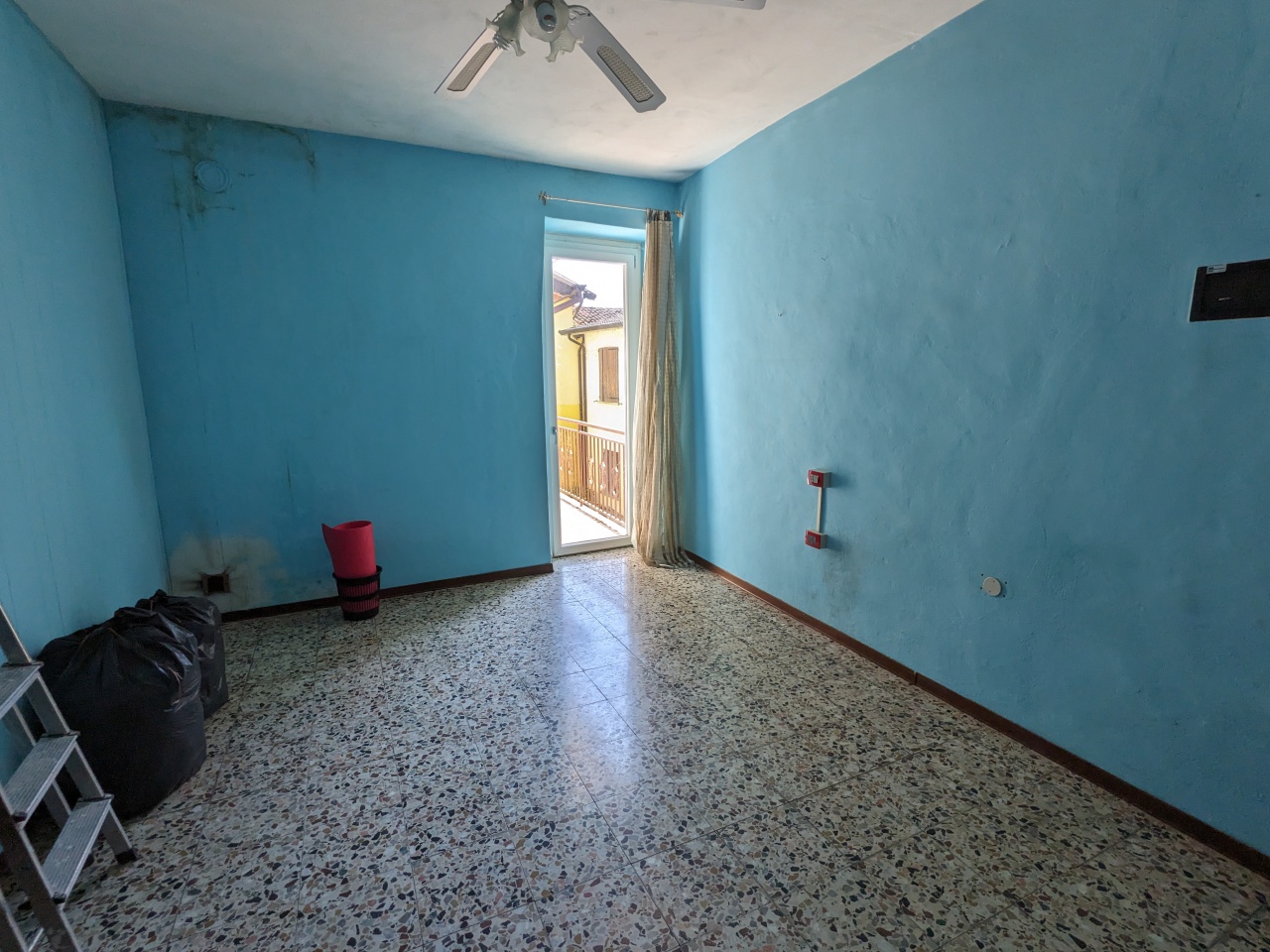 Casa indipendente con giardino in via alessandro volta, Portalbera