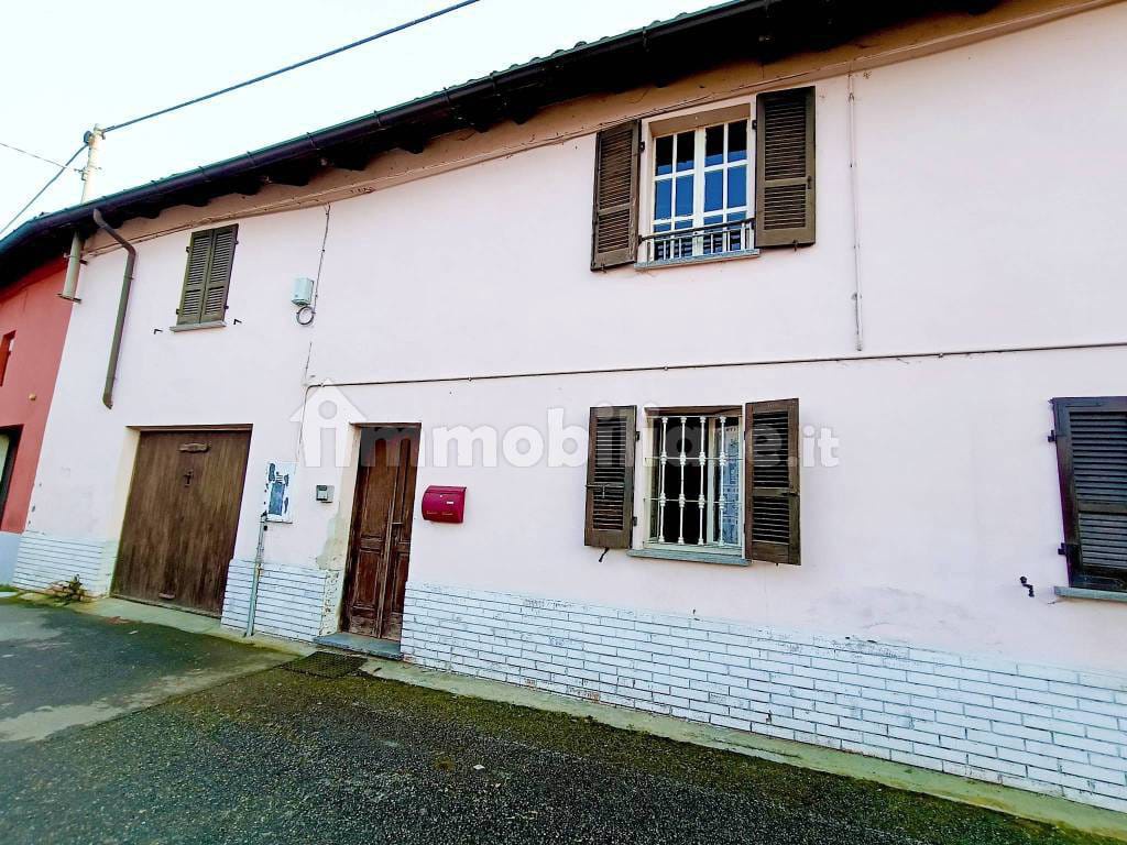 Casa indipendente con giardino a Arena Po