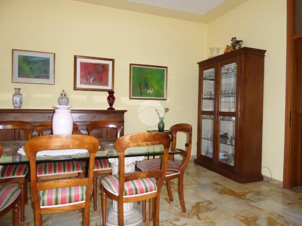 Casa indipendente con terrazzo a Stradella