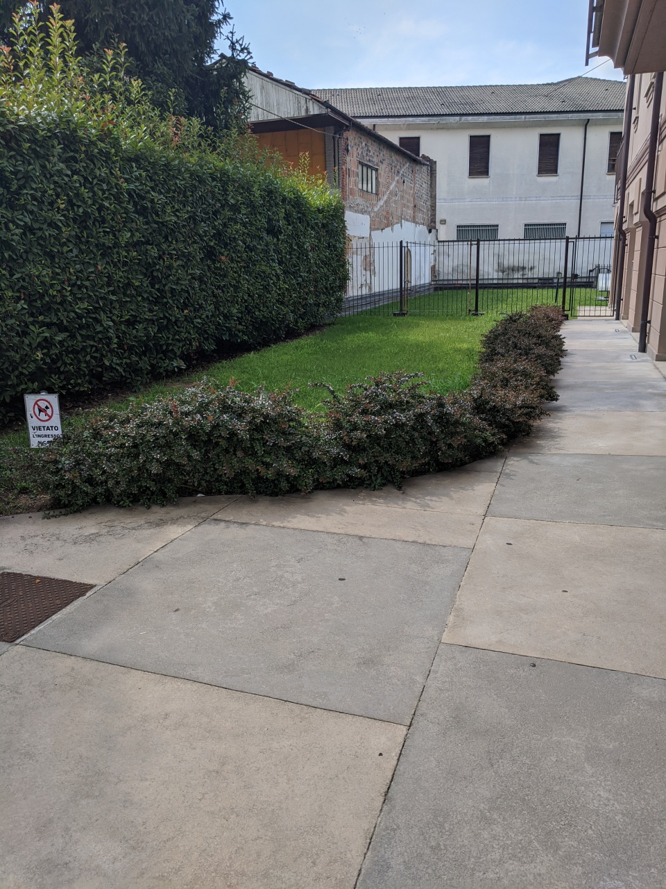 Locale commerciale in affitto in via verdi, Stradella