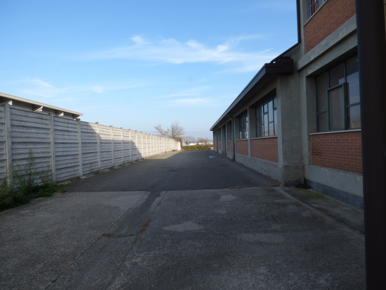 Capannone in vendita a Stradella