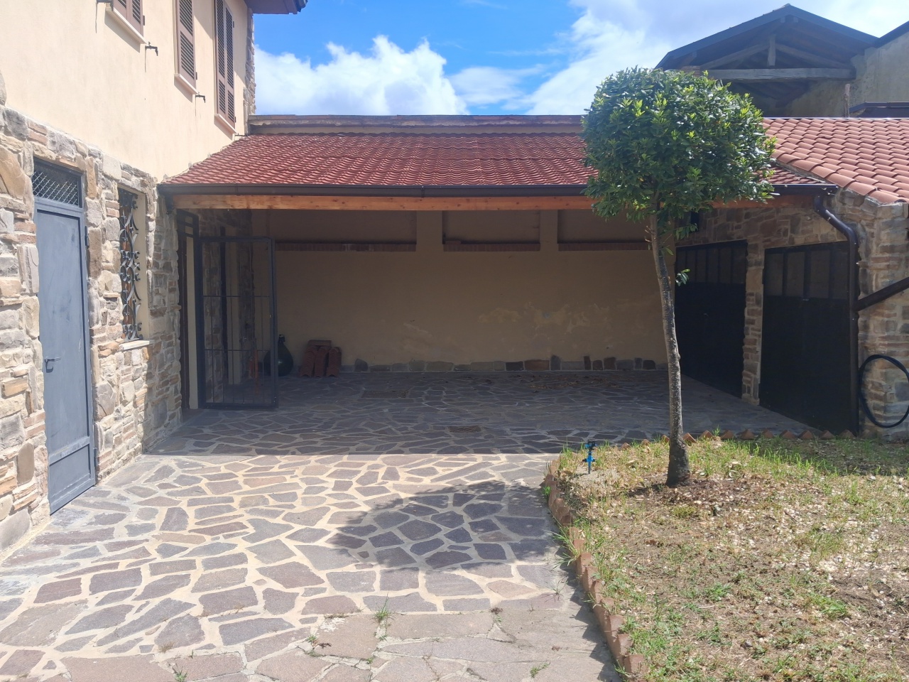Appartamento con giardino in localit� pizzofreddo, Santa Maria della Versa