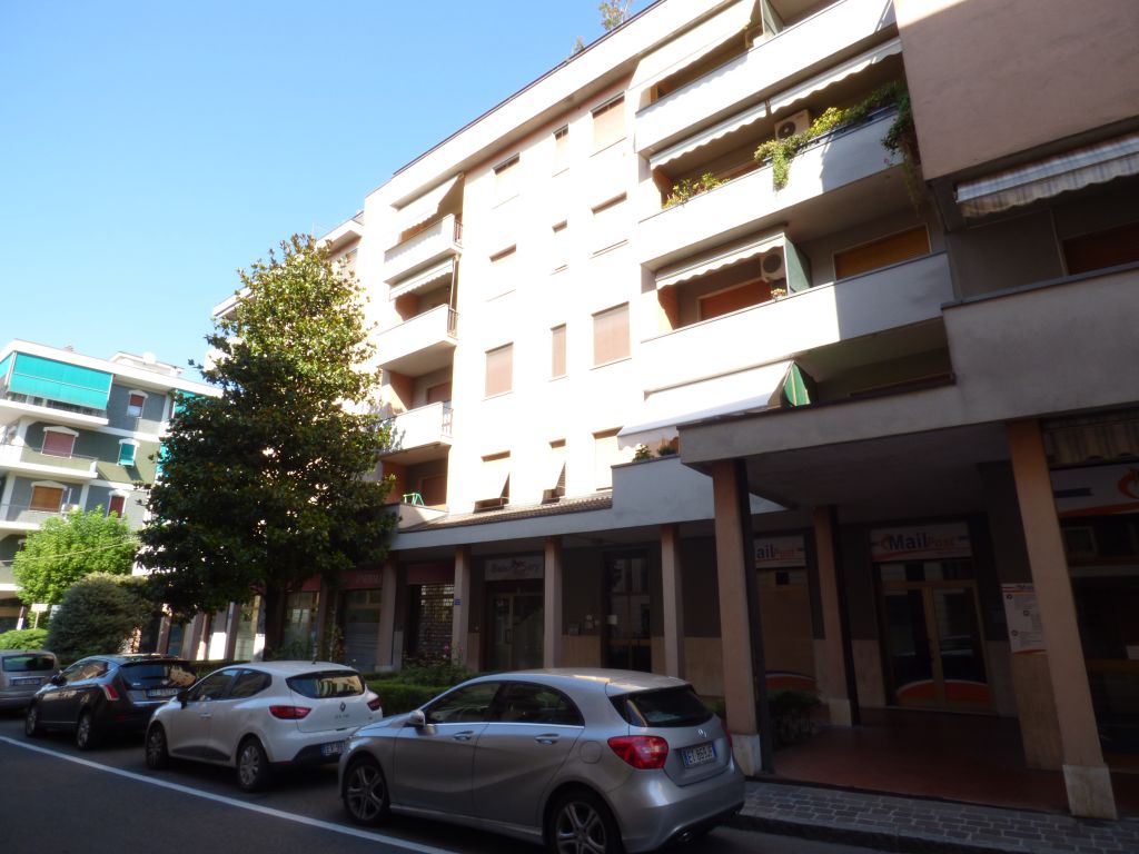Trilocale in vendita in via mazzini, Stradella